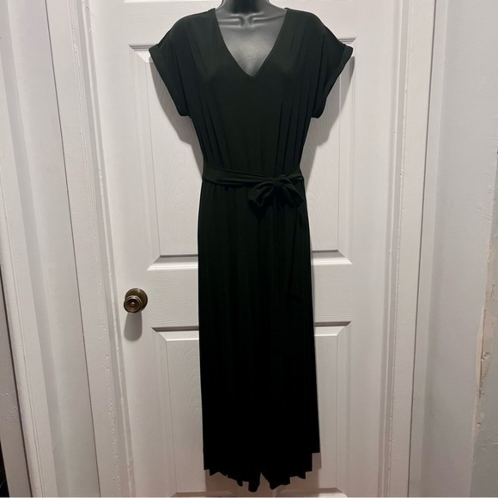 Frank Lyman Jumpsuit Dress Black Size 8 Medium Women flowy short sleeve v-neck